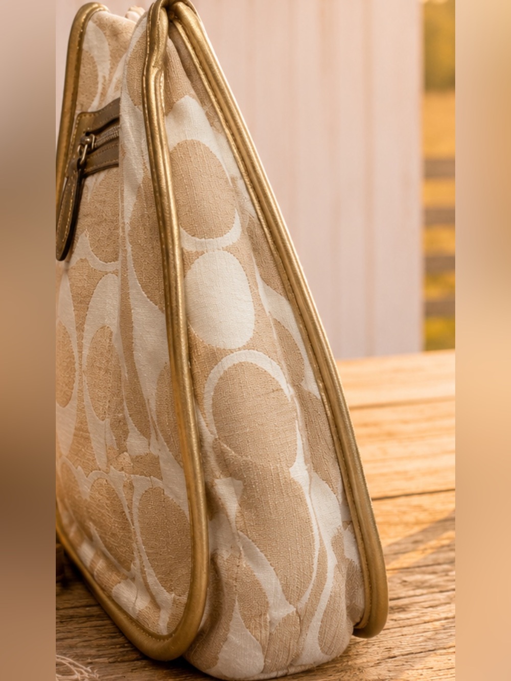 Vintage 2008 Coach Signature C Linen Jacquard Gold Crossbody Shoulder Bag - Picture 5 of 10
